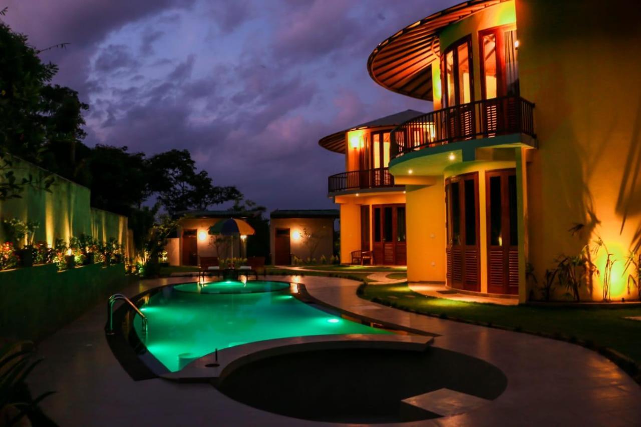 Senu Lagoon Villa Тангалла Экстерьер фото
