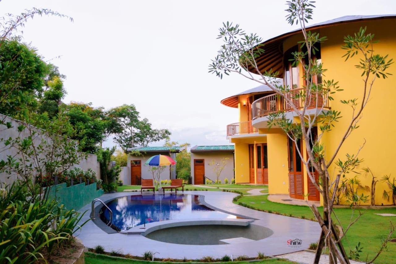 Senu Lagoon Villa Тангалла Экстерьер фото