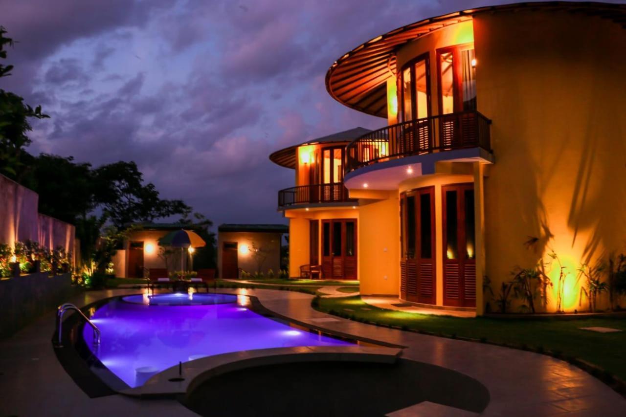 Senu Lagoon Villa Тангалла Экстерьер фото