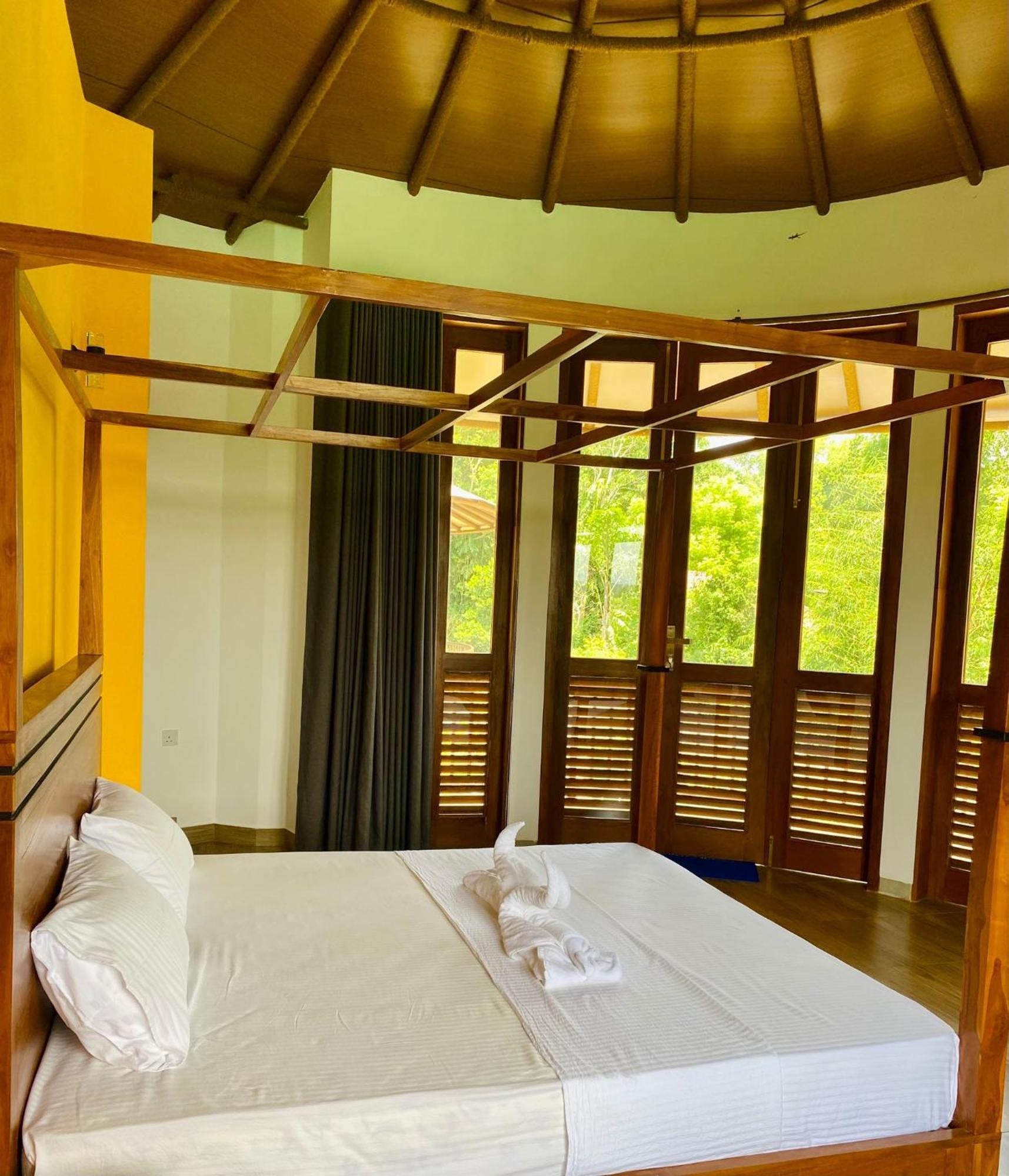 Senu Lagoon Villa Тангалла Экстерьер фото